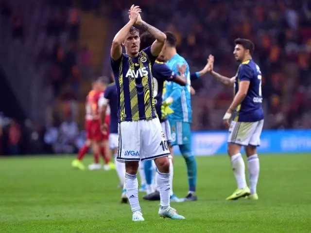 Süper Lig: Gaatasaray: 0 - Fenerbahçe: 0 (Maç sonucu) Süper Lig: Gaatasaray: 0 - Fenerbahçe: 0 (Maç sonucu)