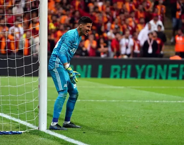 Süper Lig: Gaatasaray: 0 - Fenerbahçe: 0 (Maç sonucu) Süper Lig: Gaatasaray: 0 - Fenerbahçe: 0 (Maç sonucu)