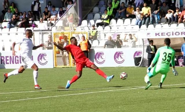 TFF 1. Lig: Keçiörengücü: 1 - Ümraniyespor: 1 TFF 1. Lig: Keçiörengücü: 1 - Ümraniyespor: 1