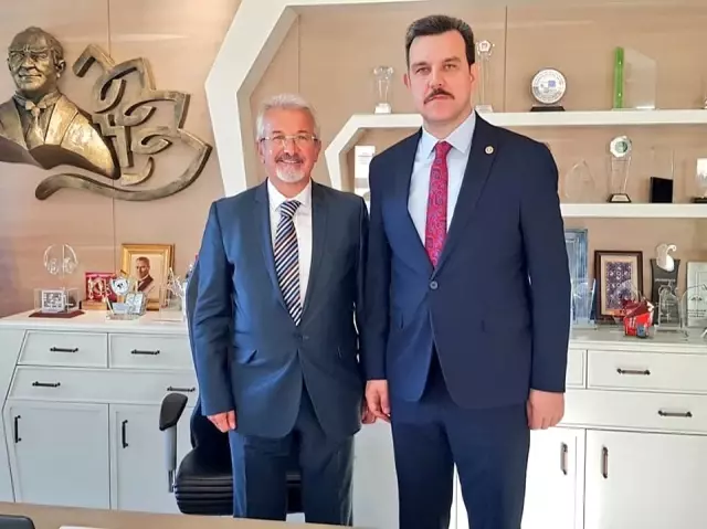 Bursa Milletvekili Esgin: 'Milletimizin derdinin takipçisiyiz' Bursa Milletvekili Esgin: 'Milletimizin derdinin takipçisiyiz'