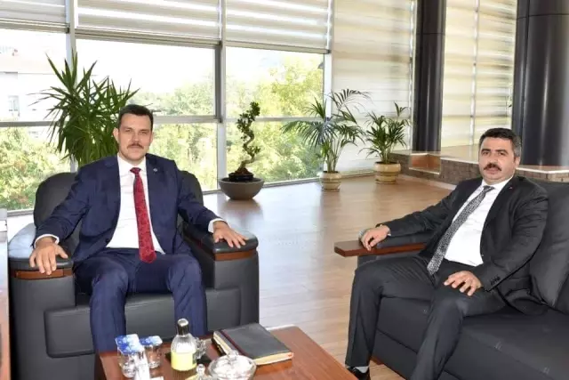 Bursa Milletvekili Esgin: 'Milletimizin derdinin takipçisiyiz' Bursa Milletvekili Esgin: 'Milletimizin derdinin takipçisiyiz'