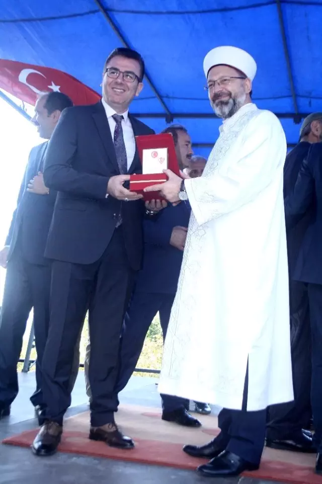 Diyanet İşleri Başkanı Erbaş, Vakfıkebir'de yatılı Kız Kur'an Kursu'nun açılışına katıldı Diyanet İşleri Başkanı Erbaş, Vakfıkebir'de yatılı Kız Kur'an Kursu'nun açılışına katıldı