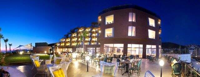 Kuşadası'nda ünlü 5 yıldızlı otel icradan satışa çıkarıldı