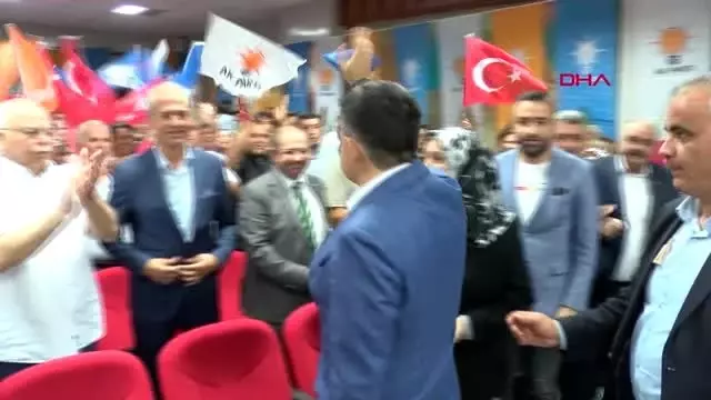 Pakdemirli: süt konseyi'ne fiyatların arttırılması gerektiği mesajını ileteceğiz Pakdemirli: süt konseyi'ne fiyatların arttırılması gerektiği mesajını ileteceğiz