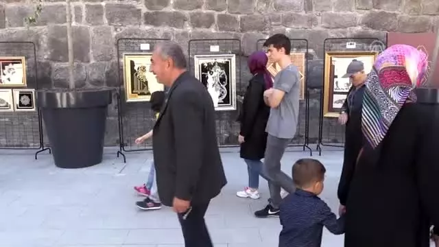 Tarihi Kayseri Kalesi'ne ziyaretçi ilgisi Tarihi Kayseri Kalesi'ne ziyaretçi ilgisi
