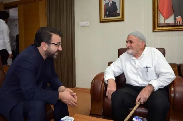 AK Parti Batman İl Başkanı Gür'den Dünya Yaşlılar Günü açıklaması AK Parti Batman İl Başkanı Gür'den Dünya Yaşlılar Günü açıklaması