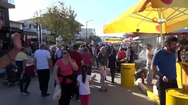 Bursa'da Balkan Panayırı'nda renkli görüntüler
