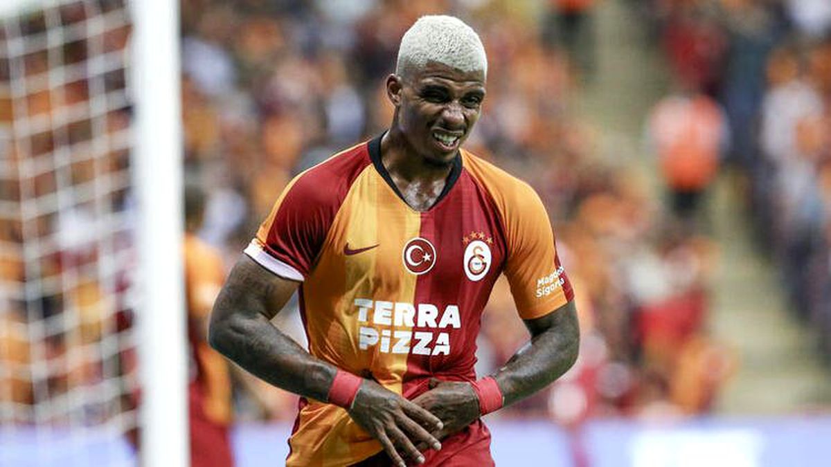 Galatasaray'da Lemina, PSG maçında forma giyemeyecek