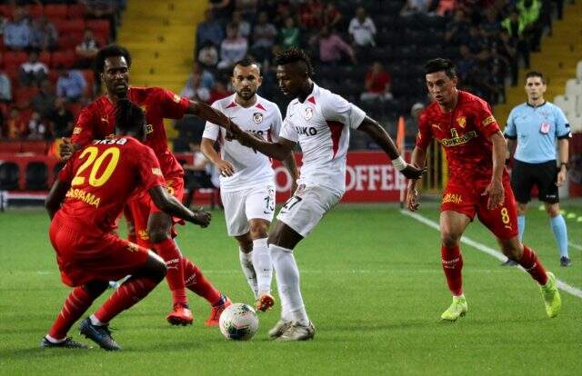 Gazişehir Gaziantep ile Göztepe 1-1 berabere kaldı!