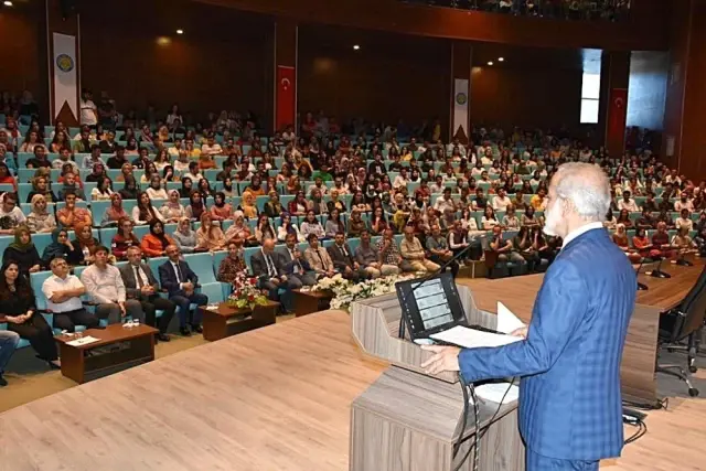 Harran Üniversitesinde oryantasyon haftası başladı Harran Üniversitesinde oryantasyon haftası başladı