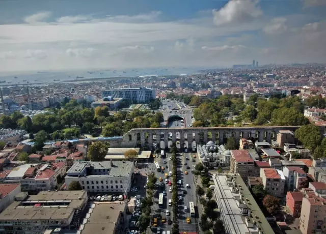 (Özel haber) İstanbul'un göbeğinde tarihi buluntulara ulaşıldı (Özel haber) İstanbul'un göbeğinde tarihi buluntulara ulaşıldı