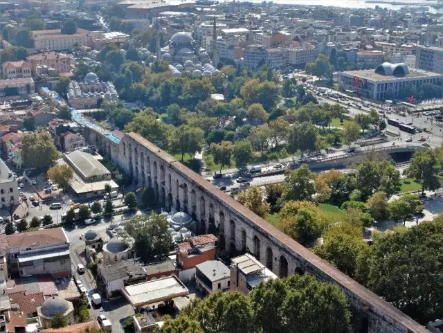 (Özel haber) İstanbul'un göbeğinde tarihi buluntulara ulaşıldı (Özel haber) İstanbul'un göbeğinde tarihi buluntulara ulaşıldı