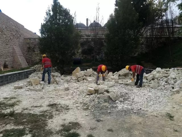 (Özel haber) İstanbul'un göbeğinde tarihi buluntulara ulaşıldı (Özel haber) İstanbul'un göbeğinde tarihi buluntulara ulaşıldı