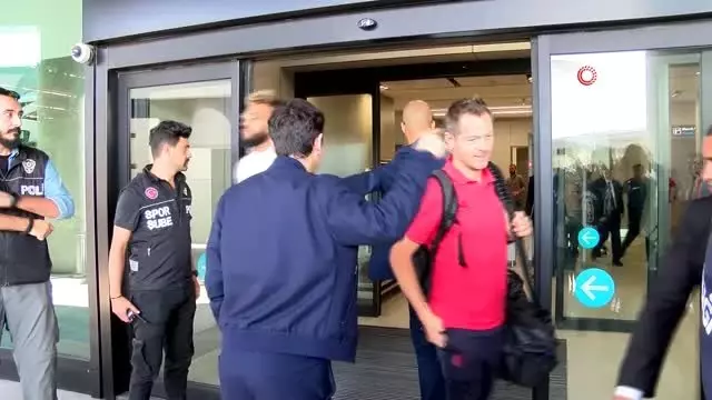 Paris Saint-Germain, İstanbul'a geldi Paris Saint-Germain, İstanbul'a geldi
