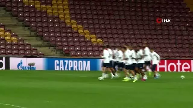 PSG, Galatasaray maçı hazırlıklarını tamamladı PSG, Galatasaray maçı hazırlıklarını tamamladı