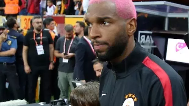 Ryan Babel'e kulübe yolu göründü