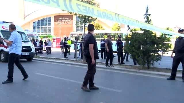 Son dakika: Otobüs durağa girdi: 3 kişi hayatını kaybetti