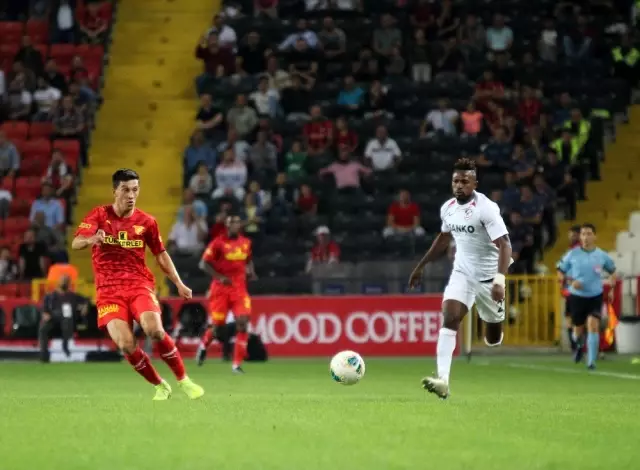 Süper Lig: Gazişehir Gaziantep: 0 - Göztepe: 0 (İlk Yarı) Süper Lig: Gazişehir Gaziantep: 0 - Göztepe: 0 (İlk Yarı)