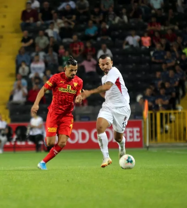 Süper Lig: Gazişehir Gaziantep: 0 - Göztepe: 0 (İlk Yarı) Süper Lig: Gazişehir Gaziantep: 0 - Göztepe: 0 (İlk Yarı)
