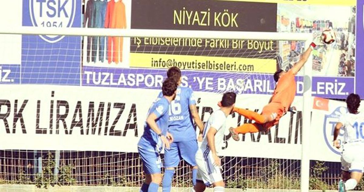 Tuzlaspor kalecisi Bayram Olgun, bu sezon oynadığı maçlarda kalesini gole kapattı!