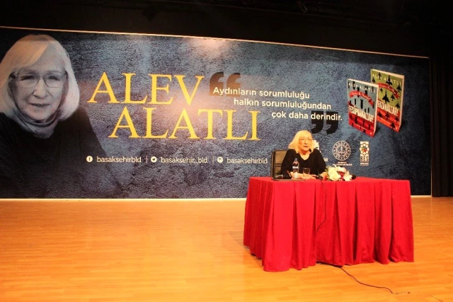 Ünlü yazar Alev Alatlı Başakşehir'e konuk oldu Haberler