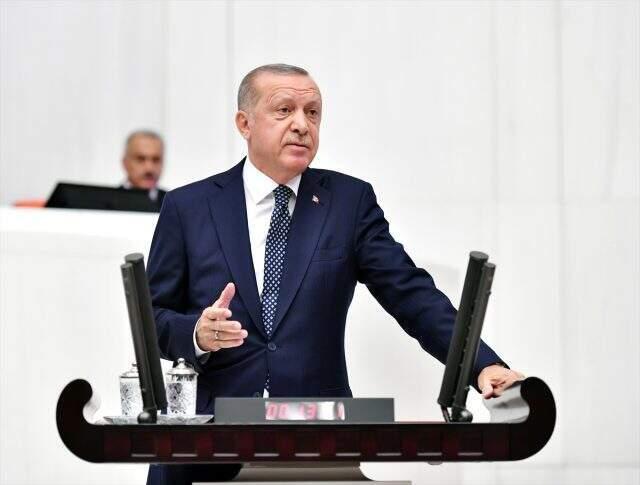 Aralarında gerginlik olduğu söylenen Albayrak ile Gül samimi pozlar verdi