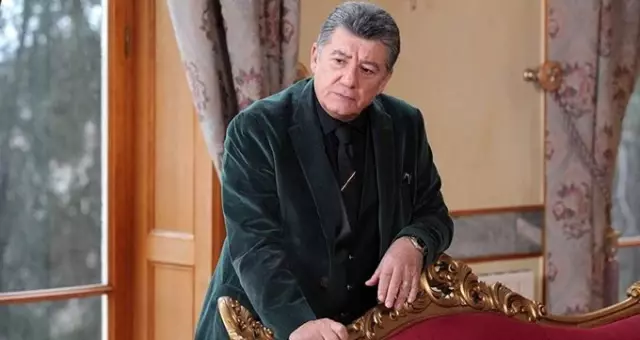 Deniz Çakır'dan göz yaşartan Tarık Ünlüoğlu mesajı Deniz Çakır'dan göz yaşartan Tarık Ünlüoğlu mesajı