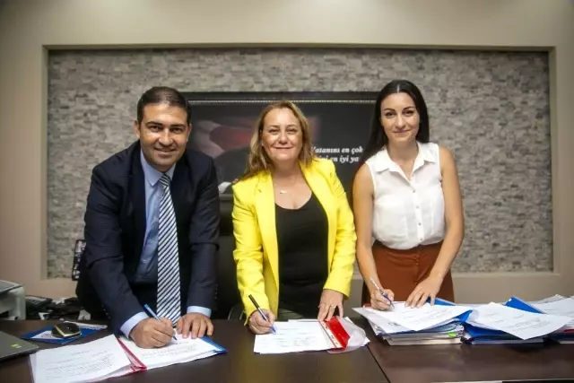 İlçe Milli Eğitim Müdürlüğü, Bodrum Belediyesi ve Yanındayım Derneği protokol imzaladı İlçe Milli Eğitim Müdürlüğü, Bodrum Belediyesi ve Yanındayım Derneği protokol imzaladı