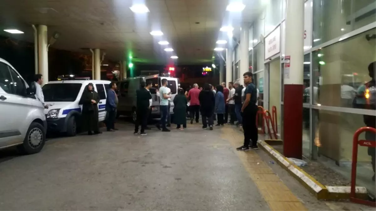 İzmir'de komşu kavgası: 1 ölü, 1'i ağır 2 yaralı