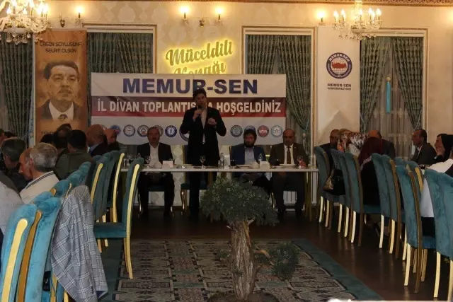 Memur-Sen il divan toplantısı yapıldı Memur-Sen il divan toplantısı yapıldı