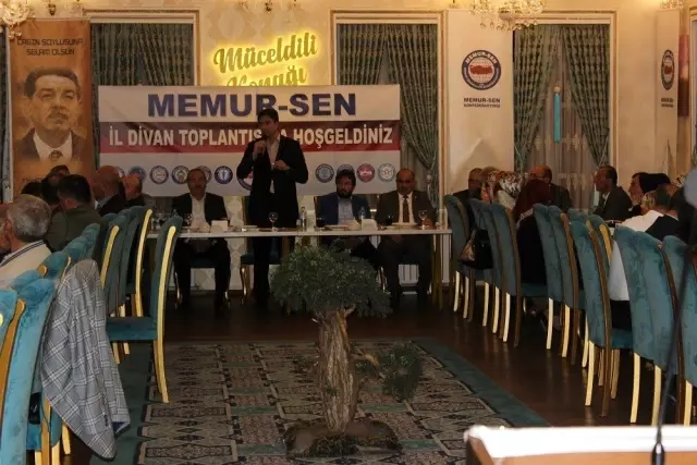 Memur-Sen il divan toplantısı yapıldı Memur-Sen il divan toplantısı yapıldı