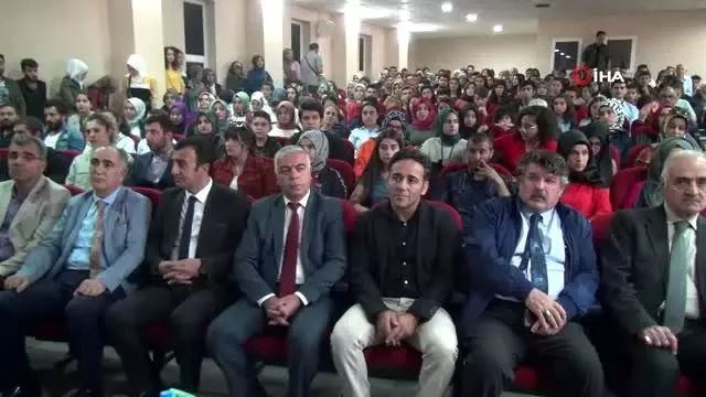 Anadolu Mektebi, Necip Fazıl'ı andı Anadolu Mektebi, Necip Fazıl'ı andı