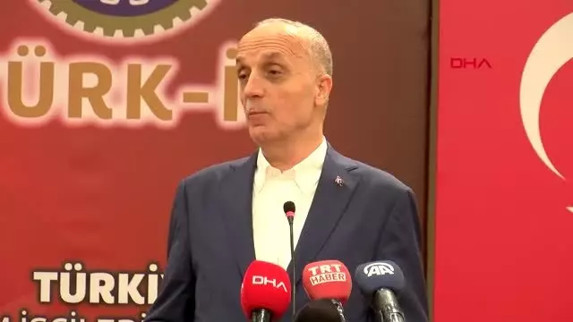Antalya bakan selçuk'tan 1064 geçici kamu işçisine müjde Antalya bakan selçuk'tan 1064 geçici kamu işçisine müjde