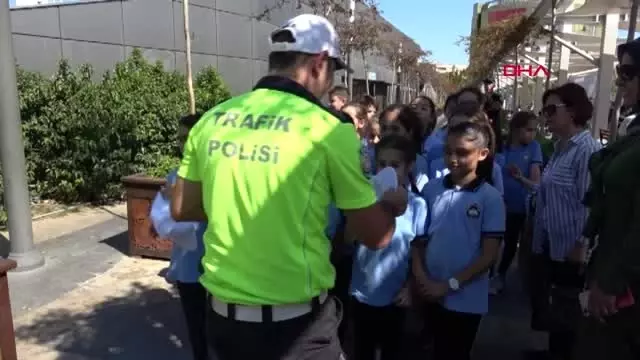 Aydın'da 180 noktada 'yaya öncelikli trafik' etkinliği