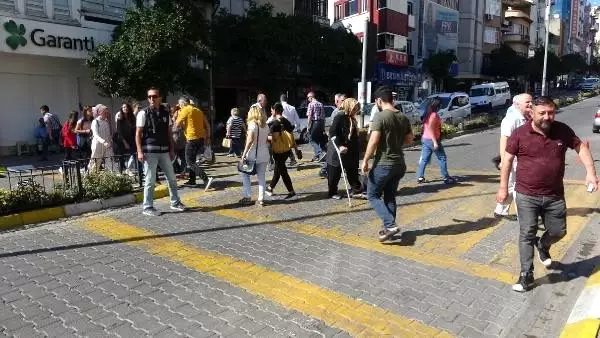 Aydın'da 900 polisle 'yaya geçidi nöbeti'