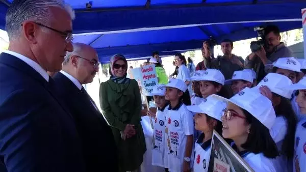 Aydın'da 900 polisle 'yaya geçidi nöbeti'