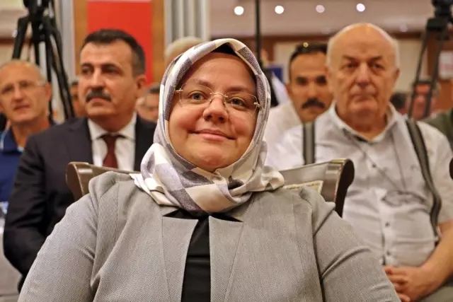 Bakan Selçuk'tan geçici işçileri sevindirecek haber Bakan Selçuk'tan geçici işçileri sevindirecek haber
