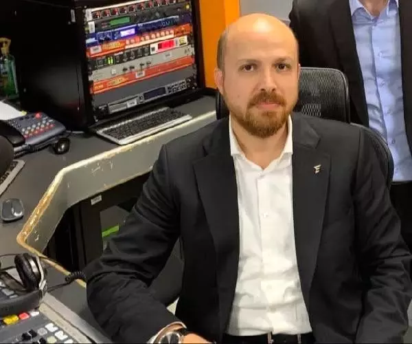 Bilal erdoğan'dan türk sanat müziği performansı Bilal erdoğan'dan türk sanat müziği performansı