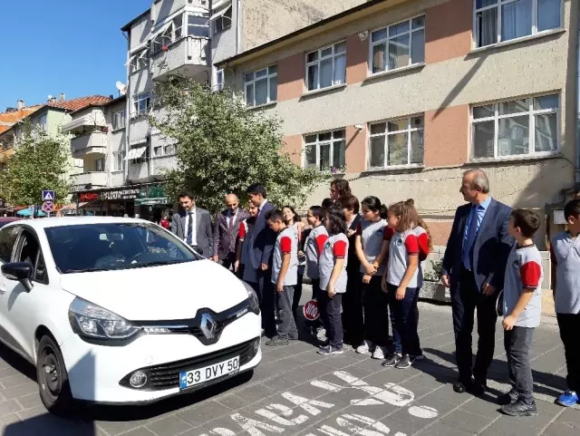 Çaycuma'da 'Öncelik Hayatın, Öncelik Yayanın' etkinliği yapıldı Çaycuma'da 'Öncelik Hayatın, Öncelik Yayanın' etkinliği yapıldı