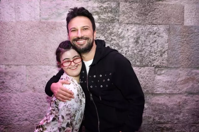 Ceydanur'un Tarkan hayali gerçek oldu Ceydanur'un Tarkan hayali gerçek oldu