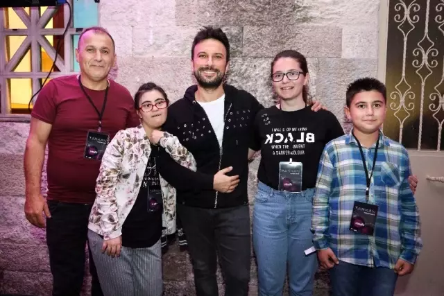 Ceydanur'un Tarkan hayali gerçek oldu Ceydanur'un Tarkan hayali gerçek oldu