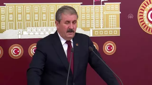 Destici: '(50 artı 1 zorunluluğunun kaldırılması) Tartışmayı gayriciddi buluyorum' Destici: '(50 artı 1 zorunluluğunun kaldırılması) Tartışmayı gayriciddi buluyorum'