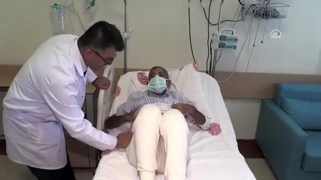 Kızının karaciğer dokusuyla hayata tutundu Kızının karaciğer dokusuyla hayata tutundu