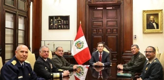Peru'da siyasi kriz: Ordu, Devlet Başkanı Vizcarra'ya desteğini açıkladı