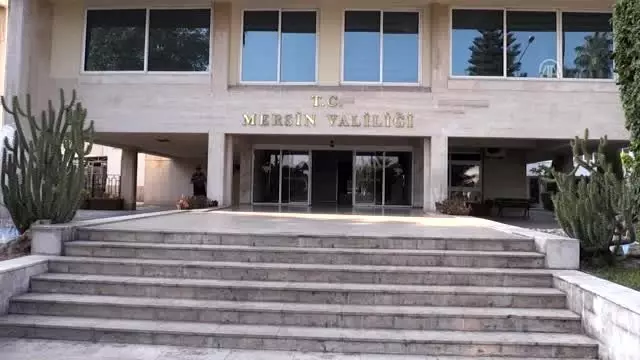 Ticaret Bakanı Pekcan'ın Valilik ziyareti Ticaret Bakanı Pekcan'ın Valilik ziyareti