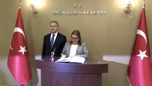 Ticaret Bakanı Pekcan'ın Valilik ziyareti Ticaret Bakanı Pekcan'ın Valilik ziyareti