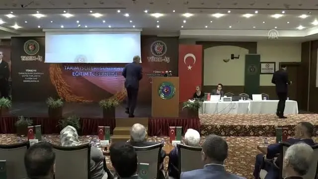 Türk İş Genel Başkanı Atalay: 'Kıdem tazminatı bizim kırmızı çizgimiz' Türk İş Genel Başkanı Atalay: 'Kıdem tazminatı bizim kırmızı çizgimiz'