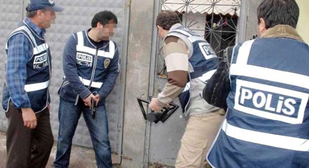 İstanbul'da dev operasyon: Yangın tüplerinin içine gizlenmiş 1 ton 881 kilo uyuşturucu ele geçirildi