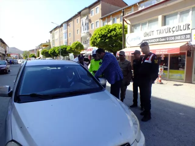 'Yaya Güvenliğinin Nöbetçisiyiz' kampanyası 'Yaya Güvenliğinin Nöbetçisiyiz' kampanyası