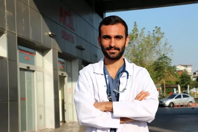 24 yıl önce doğduğu hastaneye hekim olarak atandı 24 yıl önce doğduğu hastaneye hekim olarak atandı